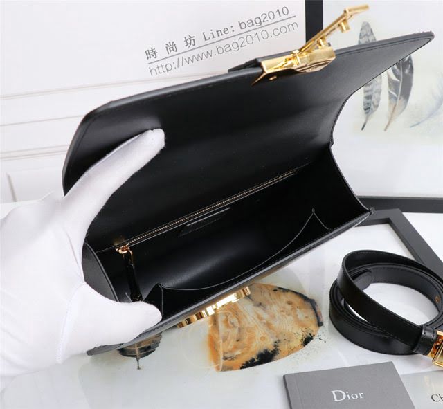 Dior女包 迪奧30 Montaigne平紋黑色琺瑯扣蒙田包 Dior肩背斜挎包  dfk1743